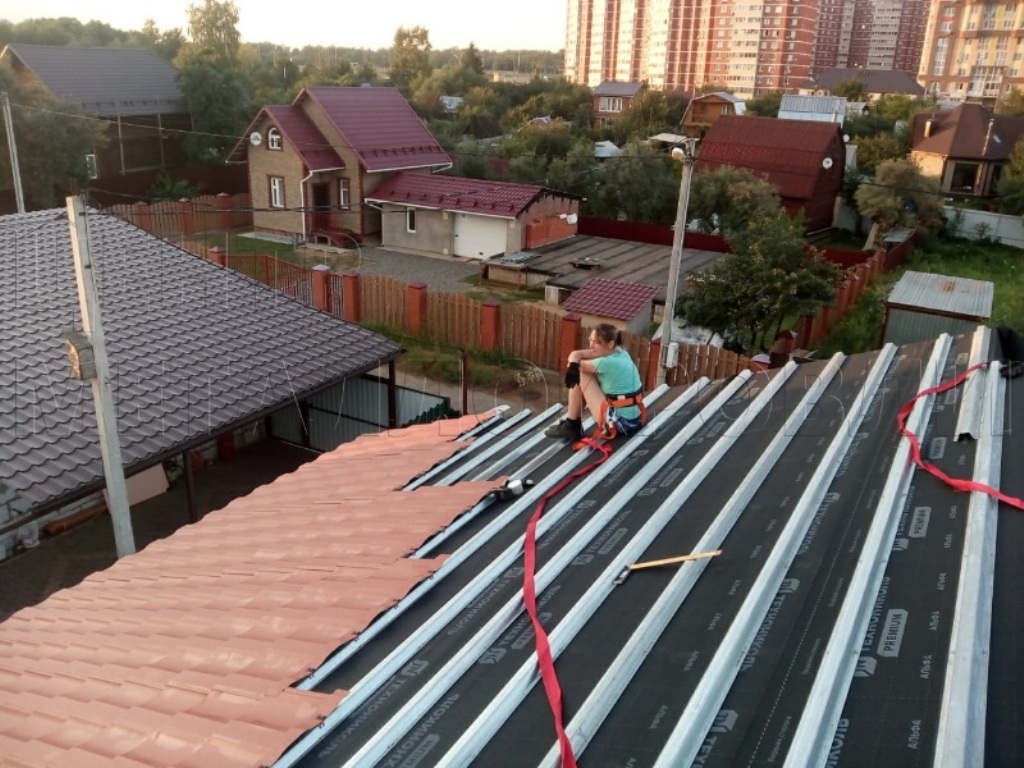 Металлочерепица Геркулес 8004 терракотовый Стальной Бархат от Центра Металлокровли в Ярославле