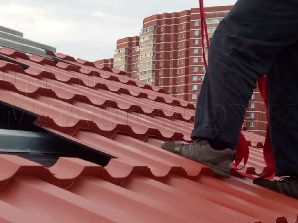 Металлочерепица Геркулес 8004 терракотовый Стальной Бархат от Центра Металлокровли в Ярославле